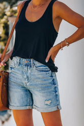 Solide, geteilte Jeansshorts mit mittelhohem Bund und geradem Schnitt